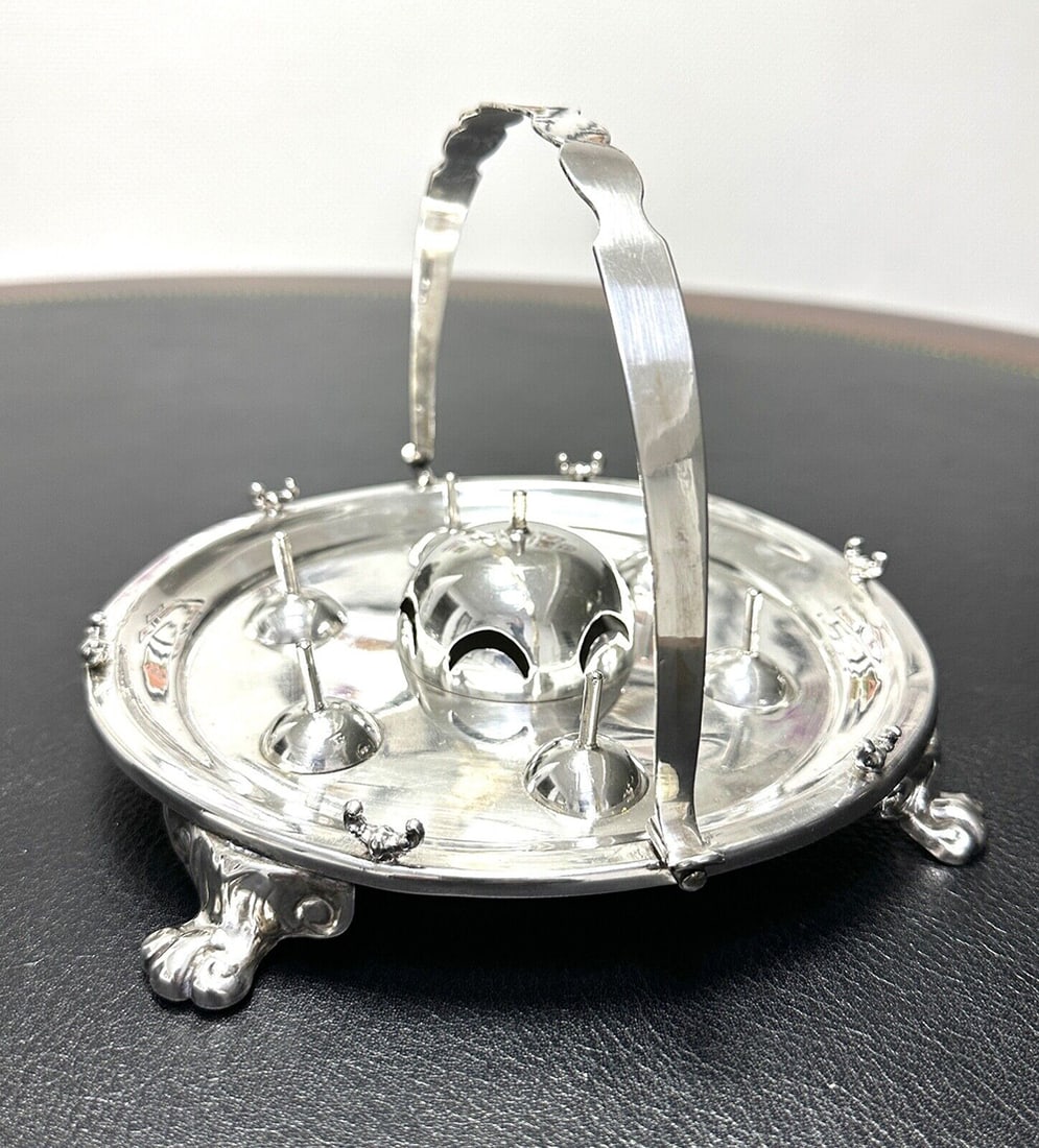 antique egg cruet in 800 silver, Austria around 1920: Product Description: Material: Silver Alloy: 800 Condition: Good condition - used with some signs of wear Weight: approx. 384,00 grams Comment: antique egg cruet 800 silver 384 grams Austria around 19