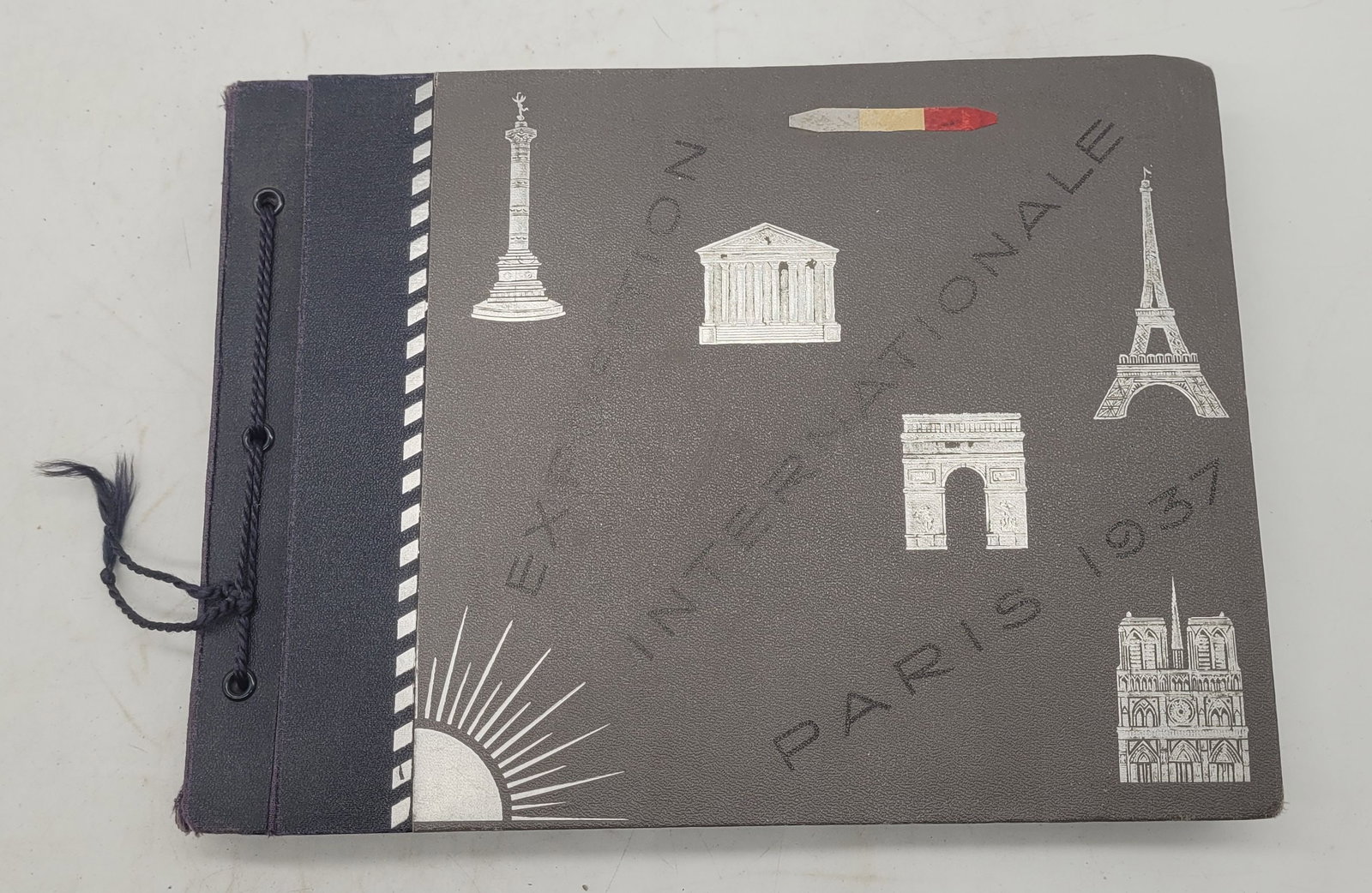 Photo Scrapbook - 1923-1937 Trips to Europe London France Etc: Photo Scrapbook - 1923-1937 Trips to Europe London, France Etc - 4" by 2.5" most images