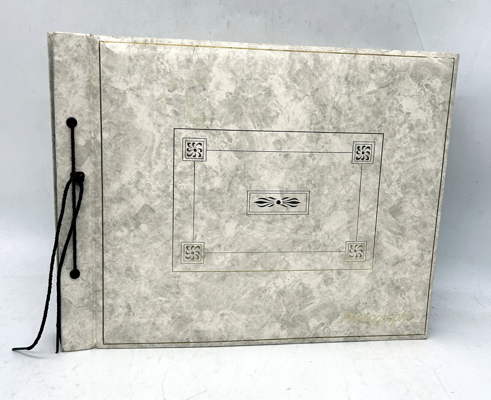 Scrapbook/Photo Album - Swiss Alps Germany: Scrapbook/Photo Album - Swiss Alps, Germany - 14" by 11"