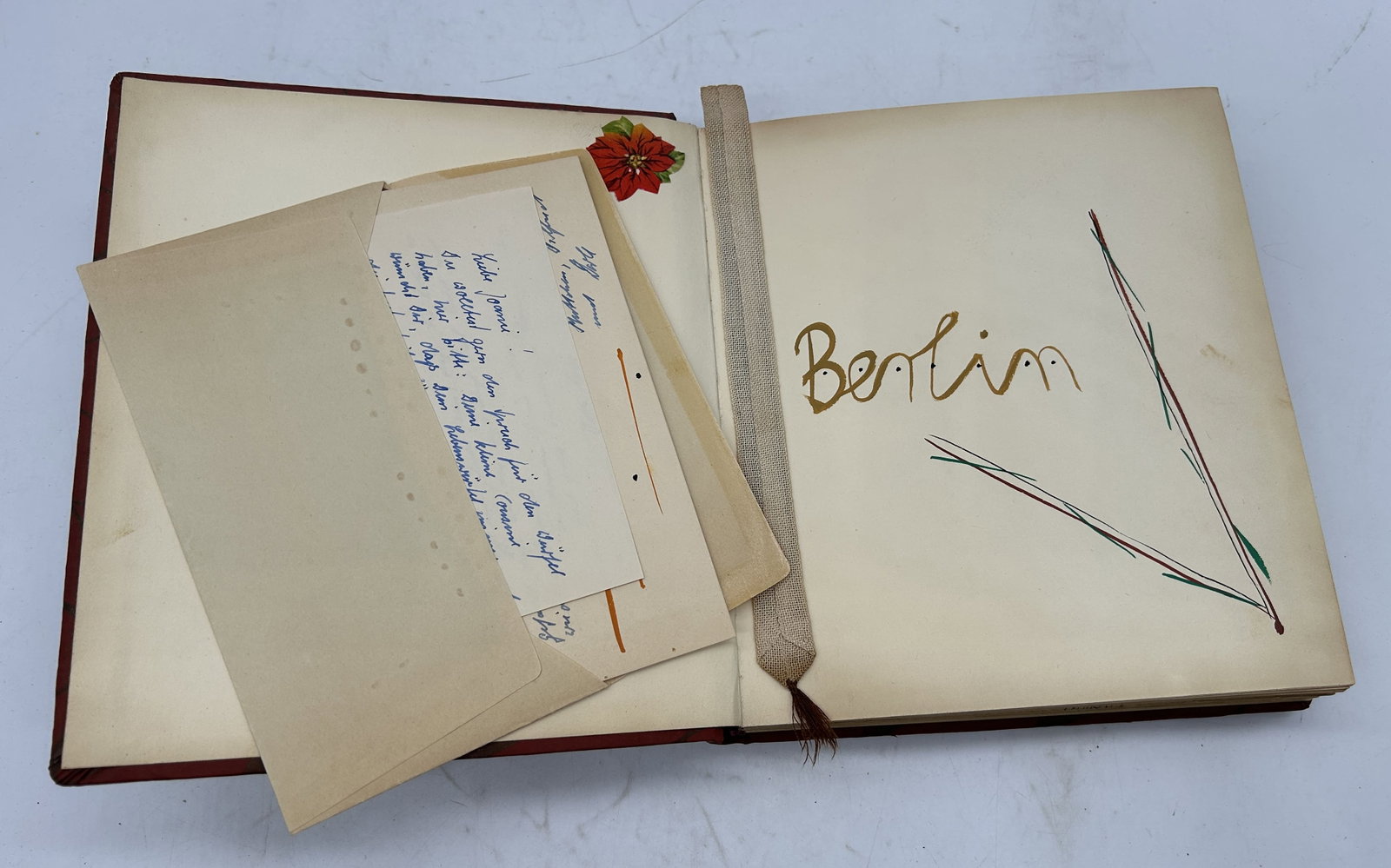 Photograph/Scrapbook Album - Berlin w Pressed Dried Florals: Photograph/Scrapbook Album - Berlin w Pressed Dried Florals - Mixed sizes.