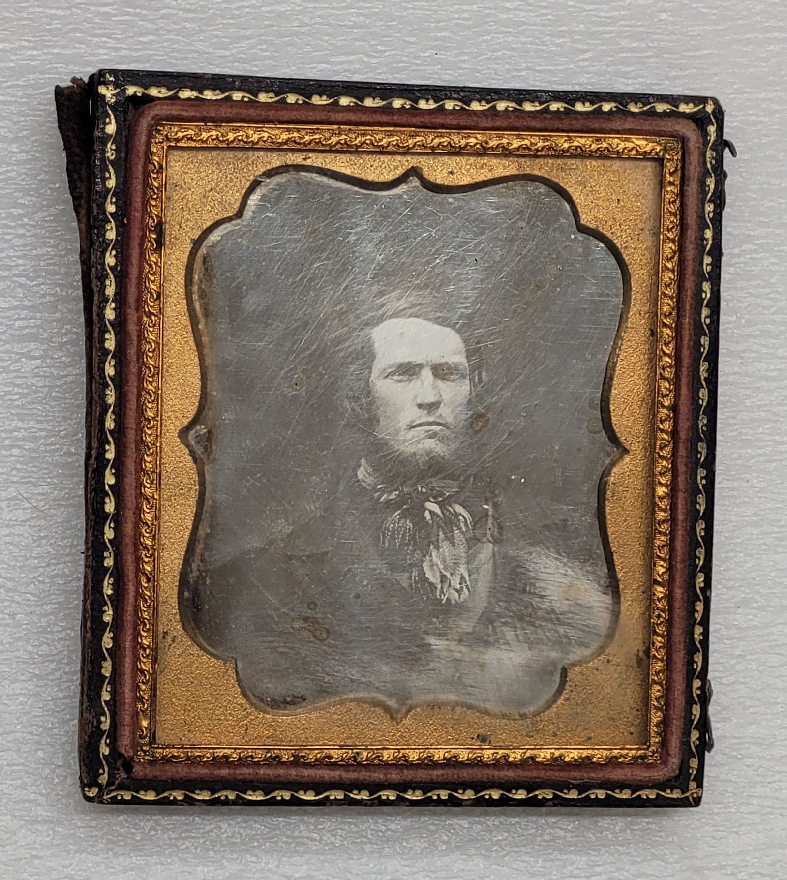 Daguerreotype Half Cased Image of Man w Full Ascot: Daguerreotype Half Cased Image of Man w Full Ascot - 3.5" by 3".