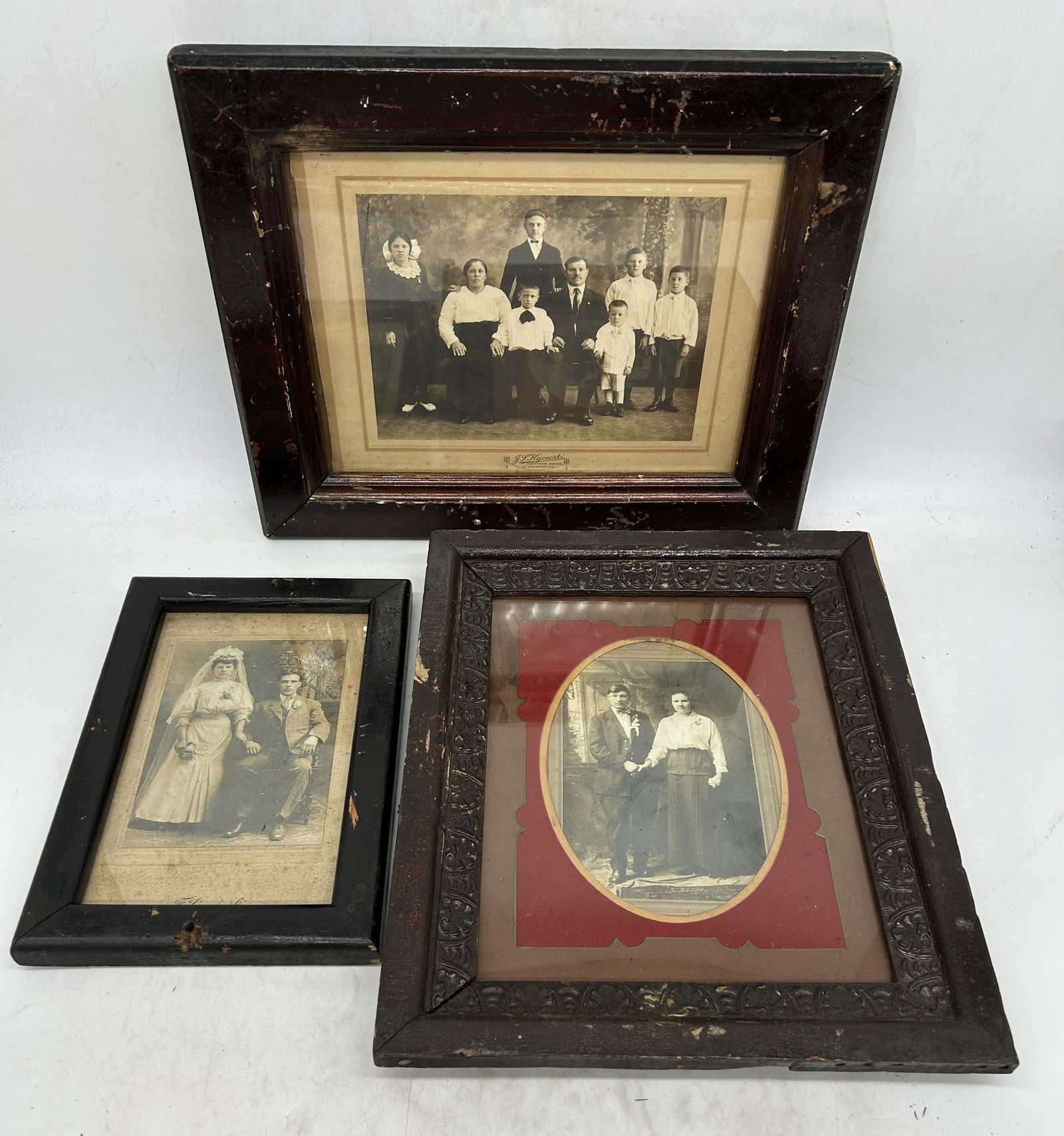 Framed - Family Photographs Wedding Couple In Primitive Wooden Frames (1 of 10)