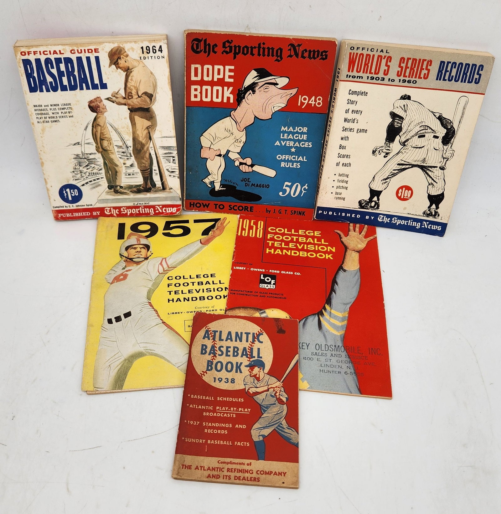 1938 Atlantic Baseball Book Sporting News Dope Book: 1938 Atlantic Baseball Book Sporting News Dope Book.