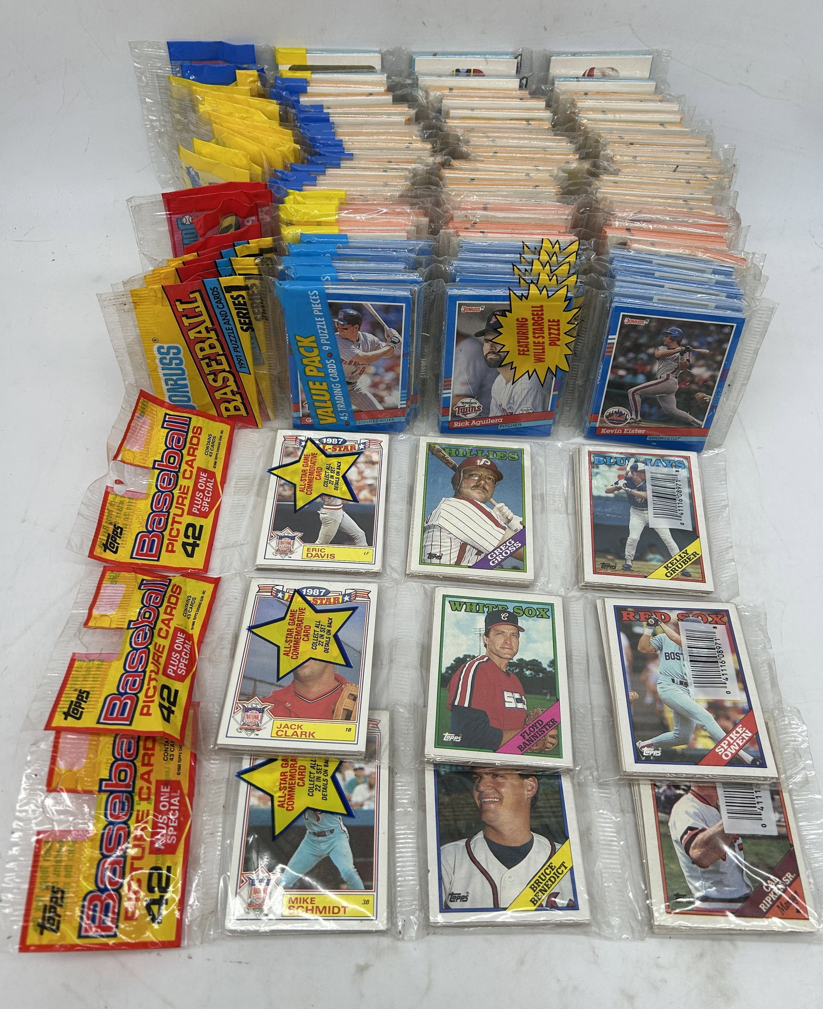 1990s Topps Donruss Unopened Rack Packs: 1990s Topps Donruss Unopened Rack Packs.