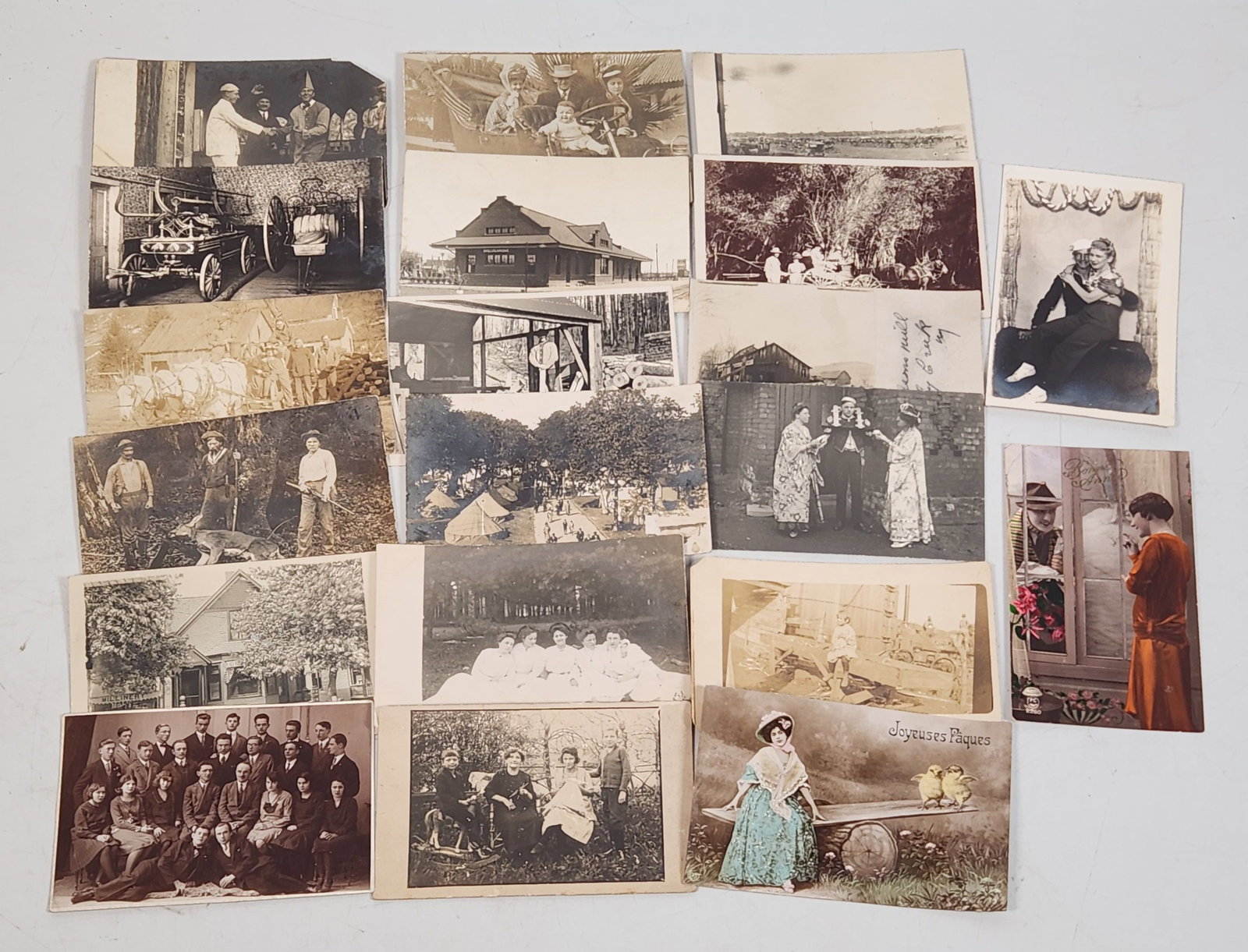 Vintage Postcard Collection - 24 Piece Lot (1 of 10)