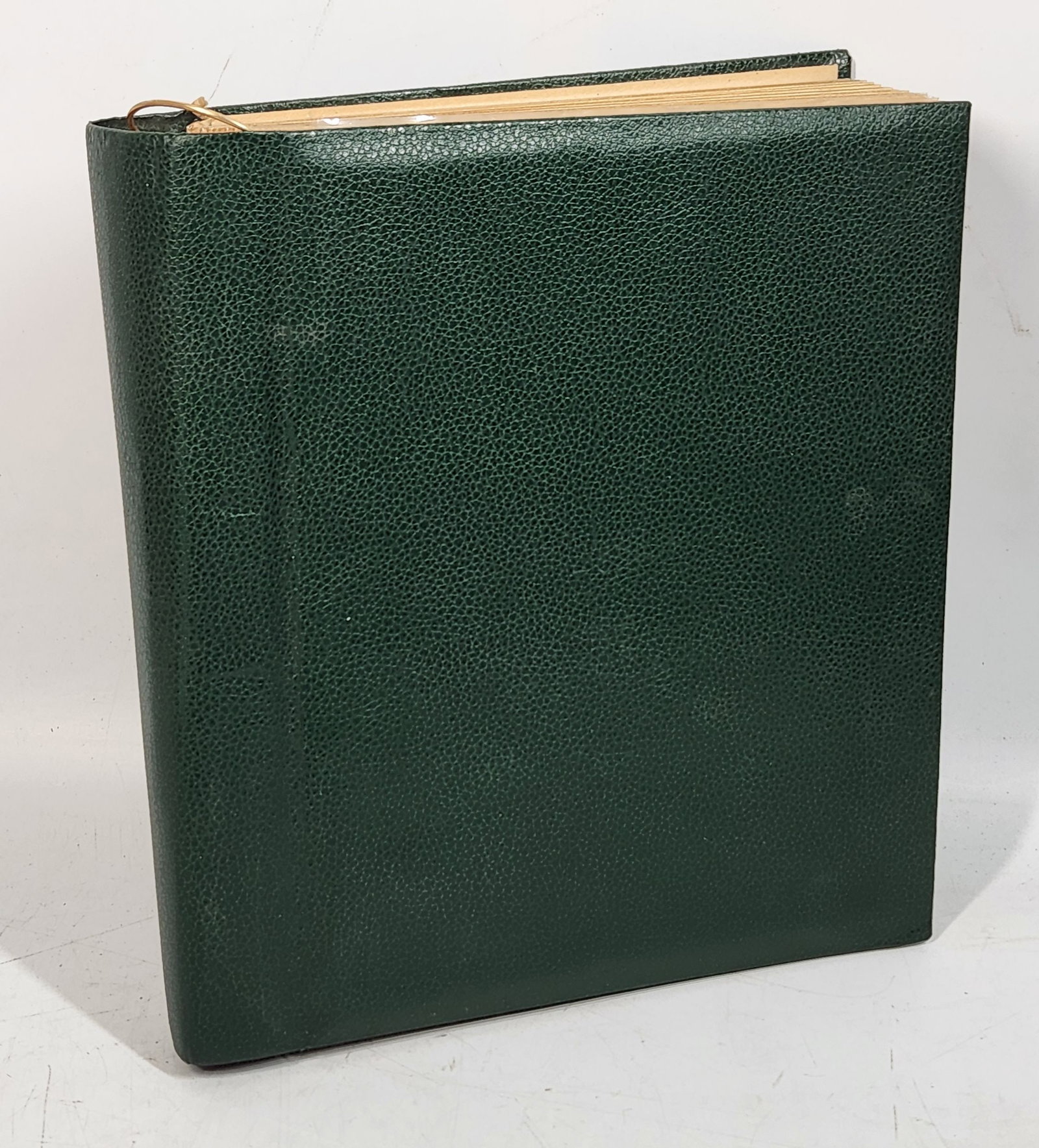 Sentry Magic Magnetic Photo Album - Green, Spiral Bound (1 of 9)