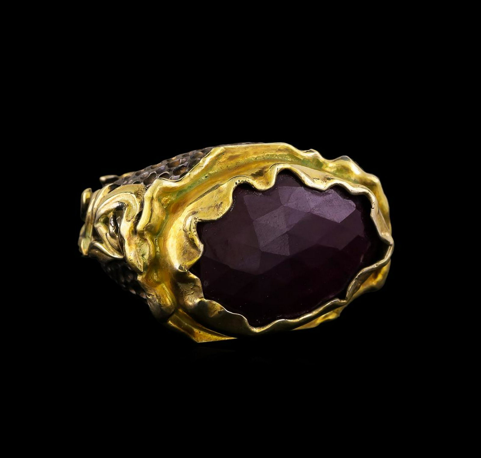 Sterling Silver Ring: One of a kind high fashion sterling silver Ring weighing 24.9 grams. Black Antique texture. Containing: Ruby. This sterling silver promises a lasting shine.