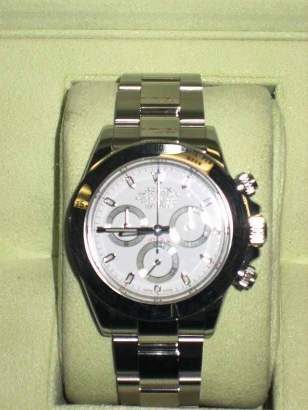 Rolex Daytona "D-Series" Stainless Men's Watch: You are bidding on a Men's Rolex Daytona D-Series Watch This watch is an authentic Rolex Daytona D-Series Stainless Steel Men's wristwatch. The condition is BRAND NEW. The Daytona wat