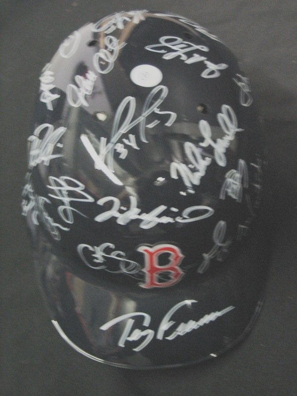 Boston Red Sox Full 2007 WS Team Signed Helmet: You are bidding on a 2007 BOSTON RED SOX WORLD SERIES TEAM SIGNED BATTING HELMET This remarkable item, has the signatures of the entire 2007 World Series Champion Boston Red Sox Team.