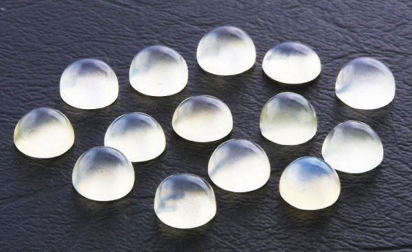Moonstone Parcel 14 Gemstones 21.55cts - DG124