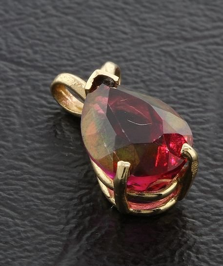 Imitation Rubelllite Tourmaline Pendant 3.49ctw -