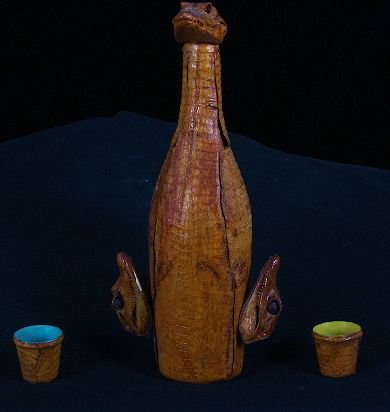 Alligator Bottle with Shot Glasses - GG