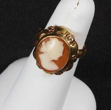 Cameo Ring w/ Green & Rose 14K Gold