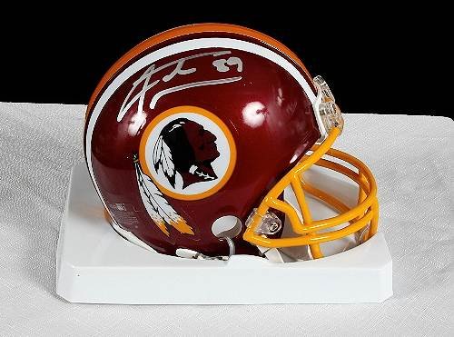 Santana Moss Autographed Redskins Mini Helmet