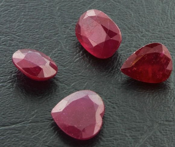 Ruby Parcel 4 Gemstones 29.42ctw DK9