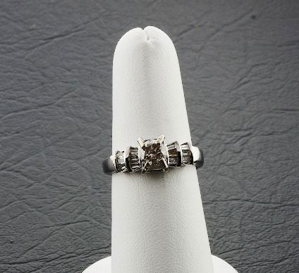 Ladies' Diamond Ring 1.11ctw DG14A
