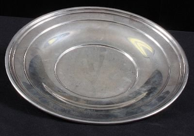 Cartier Sterling Silver 9 1/2" Dish SP4: Cartier Sterling Silver 9 1/2" Dish SP4 Used, Good Condition Thank you for viewing this auction. We appreciate your business. Thank you from Seized Assets Auctioneers.