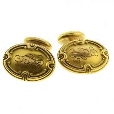 Fabulous Victorian 10kt Gold Men's Cuff Links: Fabulous Victorian 10kt Gold Men's Cuff Links Nice Condition Used. KM9461. These are very nice Victorian cuff links. They are stamped 10kt. On the reverse and are in Excellent Condition. Romantic arou