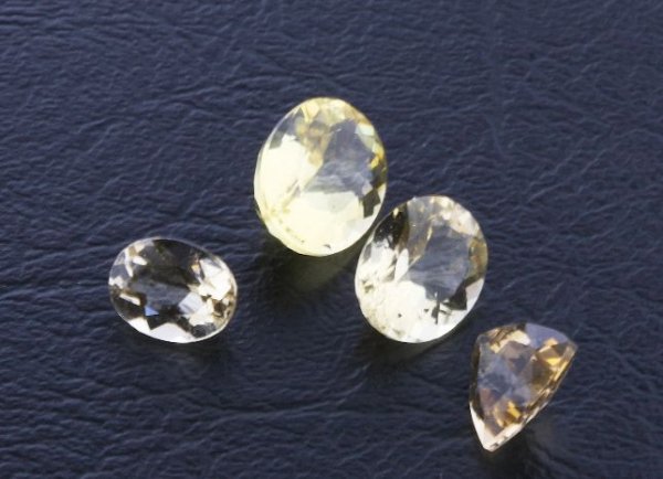Golden Beryl Parcel 4 Gemstones 11.95cts - DI242: Golden Beryl Parcel 4 Gemstones 11.95cts - DI242 Excellent Condition - Doc Thank you for viewing this auction. We appreciate your business. Thank you from Seized Assets Auctioneers.