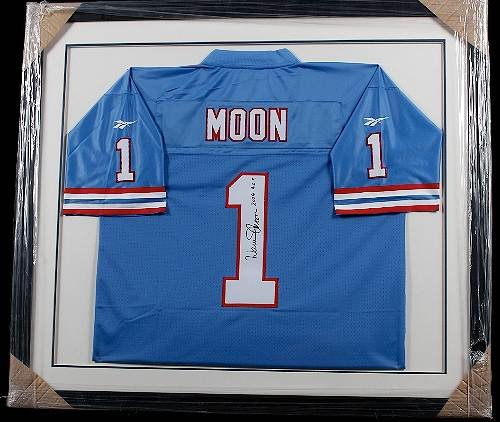 Warren Moon Autographed Oilers Jersey: Warren Moon Autographed Oilers Jersey - Excellent Condition - Thank you for viewing this auction. We appreciate your business. Check out our future auctions from Seized Assets Auctioneers.