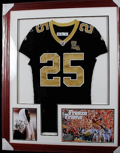 Reggie Bush Game-Worn Saints Jersey: Reggie Bush Game-Worn Saints Jersey - Excellent Condition - Thank you for viewing this auction. We appreciate your business. Check out our future auctions from Seized Assets Auctioneers.