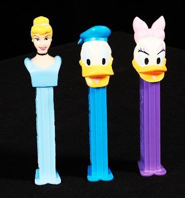 Lot of (3) Vintage Pez Dispensers - Disney Collecti: Lot of (3) Vintage Pez Dispensers - Disney Collection - Excellent Used Condtion. Good paint, no cracks, working condition. - Thank you for bidding on this item and taking place in this auction. We app