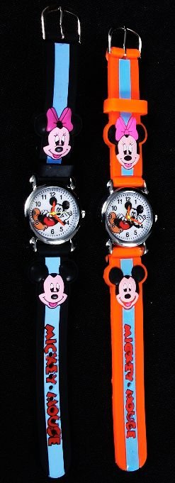 Lot (2) Mickey & Minnie Mouse Disney Watches #2: Lot (2) Mickey & Minnie Mouse Disney Watches #2 - Excellent Working Condition. No scrapes, scratches etc. Great gift idea!- Thank you for viewing this auction. We appreciate your business. Check out o