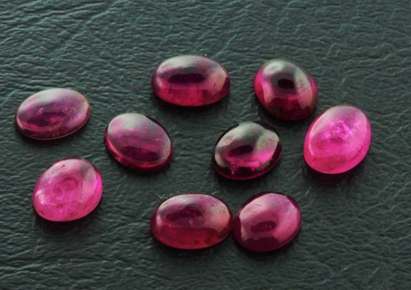 Tourmaline Parcel 9 Gemstones 14.69cts - DI235: Tourmaline Parcel 9 Gemstones 14.69cts - DI235 - Excellent Condition - Doc - Thank you for viewing this auction. We appreciate your business. Check out our future auctions from Seized Assets Auctionee