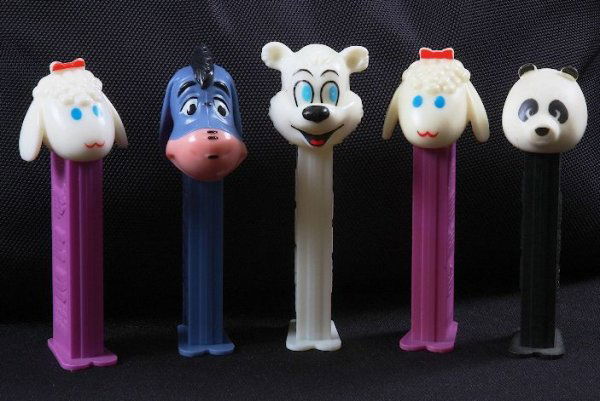 Animals #14 - Lot of (5) Vintage Pez Dispensers: Animals #14 - Lot of (5) Vintage Pez Dispensers - Excellent Used Condtion. Good paint, no cracks, working condition. - Thank you for bidding on this lot. We appreciate your business. Be sure to check