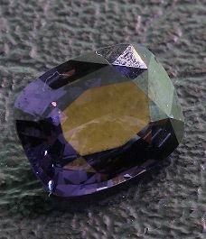 Natural Lavender Spinel Gemstone (1) 4.15ct. A128: Natural Lavender Spinel Gemstone (1) 4.15ct. A128 FULL APPRAISAL - Excellent Condition - Comes with full appraisal from AIG. Great color, nice quality. Check out the scans! - Thank you for bidding on