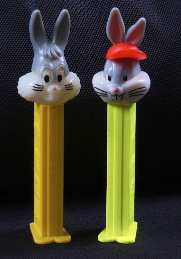 Bugs Bunny #21 - Lot of (2) Vintage Pez Dispensers: Bugs Bunny #21 - Lot of (2) Vintage Pez Dispensers - Excellent Used Condtion. Good paint, no cracks, working condition. - Thank you for bidding on this lot. We appreciate your business. Be sure to che