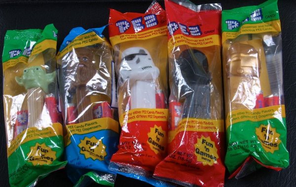 Set of (5) Unopend Star Wars Pez Dispensers #1: Set of (5) Unopend Star Wars Pez Dispensers #1 - Star Wars Dispensers Set of (5) Unopened and still in original packaging. Set consists of Yoda, Chewbacca, Stormtrooper, Darth Vader & C3PO. - Thank yo