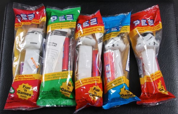 Lot of (5) Unopend Star Wars Pez Dispensers #4: Lot of (5) Unopend Star Wars Pez Dispensers #4 - Star Wars Dispensers Lot of (5) Unopened and still in original packaging. Lot consists of 5 Storm Trooper dispensers. - Thank you for bidding on this l