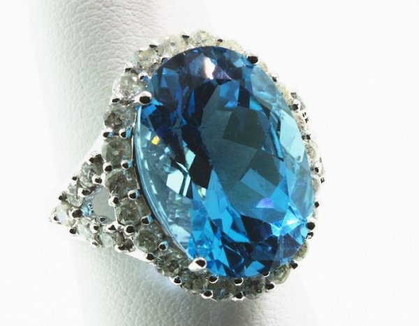 Blue Topaz & Diamond Large Pendant 13.30 grams FJ75: Blue Topaz & Diamond Large Pendant 13.30 grams FJ75 - Great Condition - FJ - FULL LETTER OF AUTHENTICITY/APPRAISAL FROM GLA - HUGE STONES & GREAT DIAMONDS - - Thank you for bidding on this lot. We app