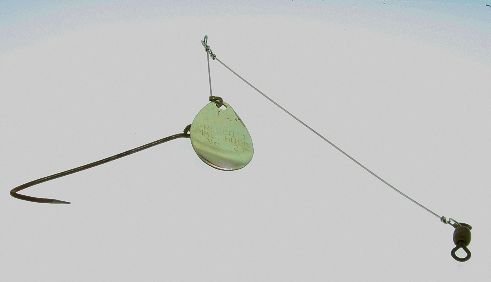 Vintage Fishing Hook - FH30: Vintage Fishing Hook - FH30 - As-Is Condition. This antique fishing item is a must-have for any fishing or antique enthusiast. Pretty cool. - Thank you for viewing this auction. We appreciate your bus