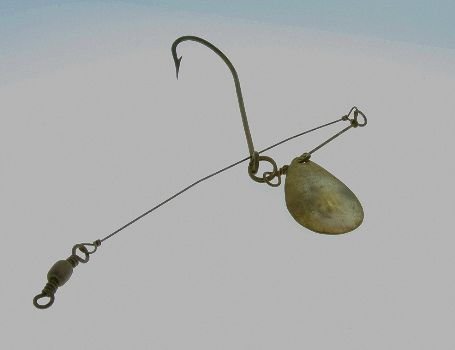 Vintage Fishing Hook - FH8: Vintage Fishing Hook - FH8 - As-Is Condition. This antique fishing item is a must-have for any fishing or antique enthusiast. Pretty cool. Thank you for viewing this auction. We appreciate your busine