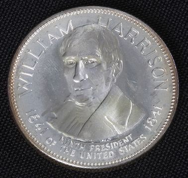 William Henry Harrison 33.1gm. Sterling Silver Pre: William Henry Harrison 33.1gm. Sterling Silver Presidents #23 - Franklin Mint American Presidents medal. Short biography reverse. Marked Sterling" reverse. Slightly larger than a silver dollar, little