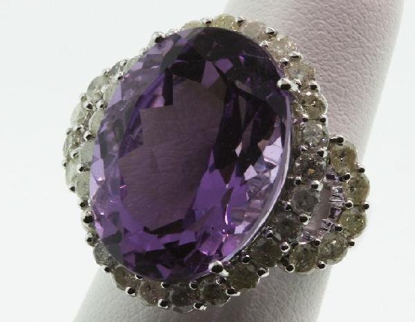 Amethyst & Diamond Large Pendant 7.70 grams FJ77: Amethyst & Diamond Large Pendant 7.70 grams FJ77 - Great Condition - FJ - FULL LETTER OF AUTHENTICITY/APPRAISAL FROM GLA - Valued at $12,140.00 - Thank you for viewing this lot. We are always adding n