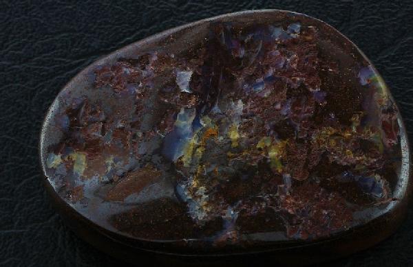 Natural Boulder Opal BO12 215.78 ct.: Natural Boulder Opal BO12 215.78 ct. - Natural Boulder Opal - Beautiful stone. 215.78 ct. - Thank you for viewing this lot. We are always adding new inventory and new auctions, so check back often. We