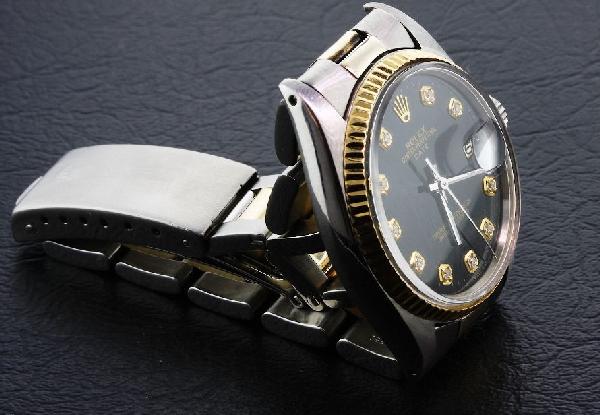 Gents Rolex Two-Tone Date Model A372 Wristwatch: Gents Rolex Two-Tone Date Model A372 Wristwatch - Nice Watch - 86.01 gm - Stainless Steel & 14Kt Yellow Gold. Comes with a Full Appraisal letter from AIG. Valued at $6,550.00. - Thank you for viewing