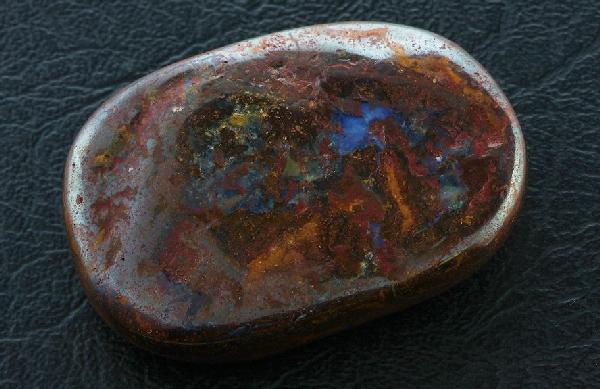Natural Boulder Opal BO34 151.66 ct.: Natural Boulder Opal BO34 151.66 ct. - Natural Boulder Opal - Beautiful stone. 151.66 ct. - Thank you for viewing this lot. We are always adding new inventory and new auctions, so check back often. We