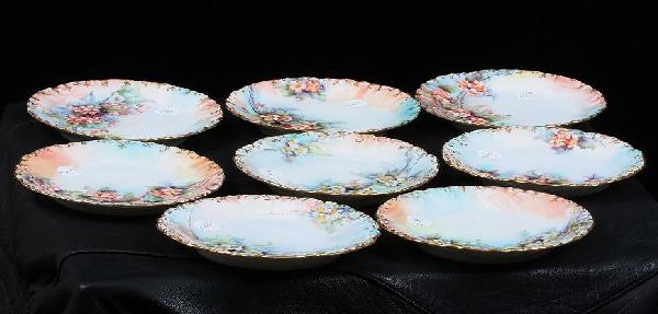 Set of 8 Antique Limoges Hand Painted Plates ED188: Set of 8 Antique Limoges Hand Painted Plates ED188 - Excellent Vintage Condition! WW541TC. Beautiful set of 8 hand painted antique Limoges dessert plates. Each plate is hand painted with roses, made b