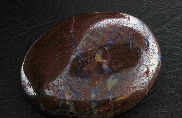 Natural Boulder Opal BO51 170.89 ct.: Natural Boulder Opal BO51 170.89 ct. - Natural Boulder Opal - Beautiful stone. 170.89 ct. - Thank you for viewing this lot. We are always adding new inventory and new auctions, so check back often. We