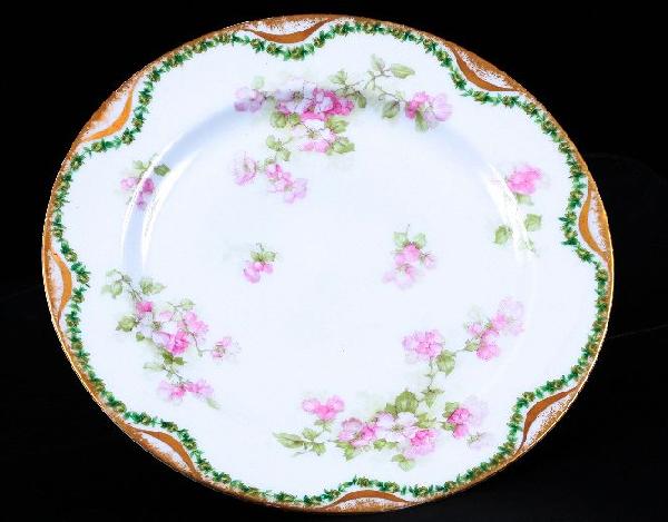 Antique Limoges Haviland Hand Painted Plate ED103: Antique Limoges Haviland Hand Painted Plate ED103 - Excellent Vintage Condition! SO12ST. Antique Limoges hand-painted plate featuring beautiful pink flowers and leaves, bordered with green flowers and