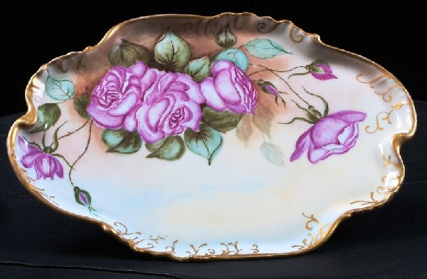 Limoges Hand Painted Roses Dresser Tray ED153: Limoges Hand Painted Roses Dresser Tray ED153 - Excellent Vintage Condition! DP58CL. No chips or cracks! Beautiful Gerard Dufrassiex & Abbot Limoges plate, dating to 1900. This plate is over 100 years