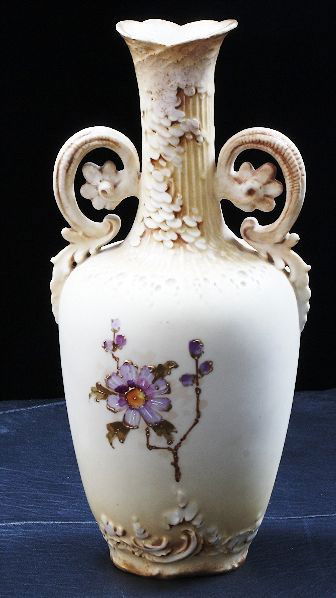Antique RStK Amphora Nouveau Handled Vase Turn Tep: Antique RStK Amphora Nouveau Handled Vase Turn Teplitz ED100 - Excellent Vintage Condition! CT211WG. Antique RStK (Reissner, Stellmacher, Kessel) Turn Teplitz Bohemia handled vase. Tall Art noveua bal