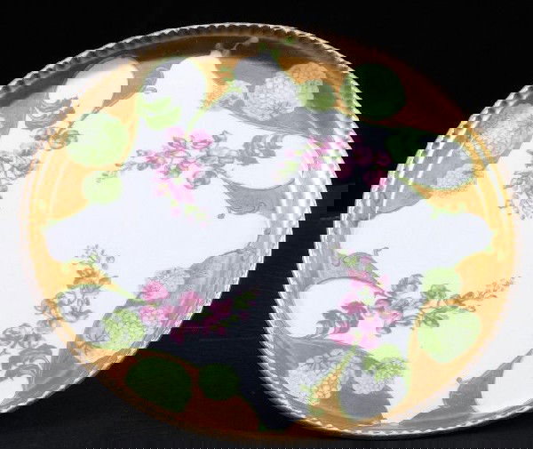 Antique LS & S Limoges France Porcelain Tray ED207: Antique LS & S Limoges France Porcelain Tray ED207 - Excellent Vintage Condition! FD81SS. Antique French Limoges porcelain tray. The plate measures 9 in diameter with a 1/4" rim or lip. It is painted