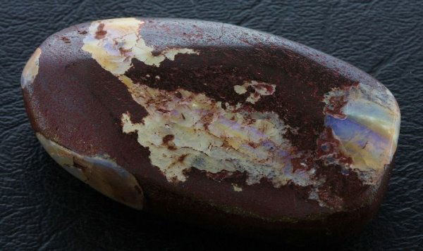 Natural Boulder Opal BO4 182.88 ct.: Natural Boulder Opal BO4 182.88 ct. - Natural Boulder Opal - Beautiful stone. 182.88 ct. - Thank you for viewing this lot. We are always adding new inventory and new auctions, so check back often. We