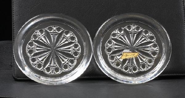 2 Baccarat Crystal Wine Coasters Rosace Star Signed ED9: 2 Baccarat Crystal Wine Coasters Rosace Star Signed ED94 Excellent Vintage Condition! ST301LG. Beautiful crystal wine bottle coasters made of genuine Baccarat Crystal and Rosace Star signed. Each coas