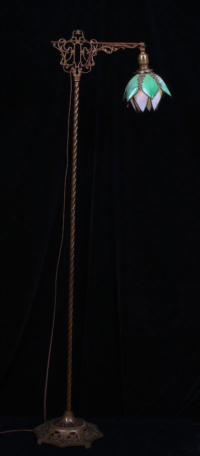 Early Art Deco Period Floor Bridge Lamp PMW9: Early Art Deco Period Floor Bridge Lamp PMW9 Excellent Vintage Condition! QW103PR. Early Art Deco Period Floor Bridge Lamp with a slag glass tulip (1890-1910). Approx. 58 tall. - Thank you for viewing